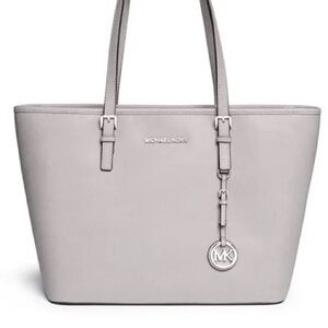 MICHAEL KORS JET SET TRAVEL SAFFIANO LEATHER TOTE PEARL GRAY EUC